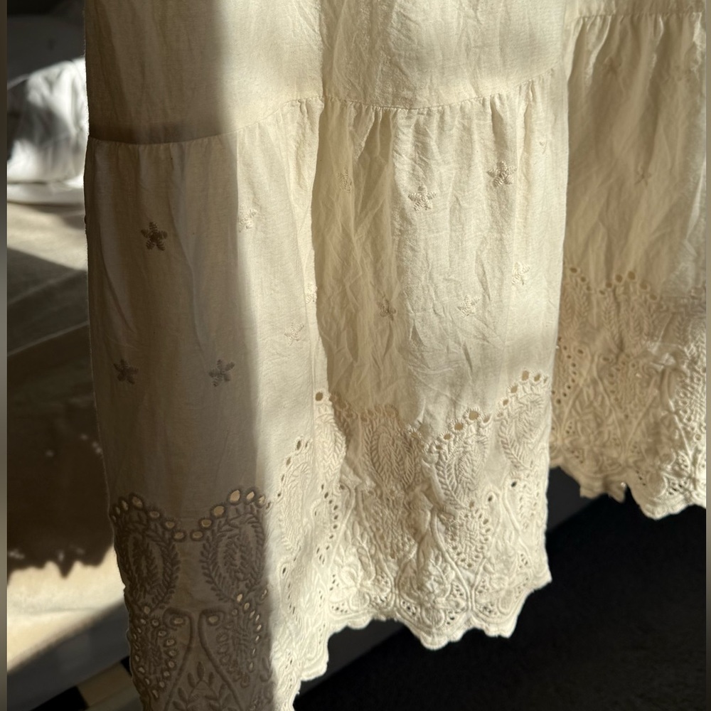 Neuflora Cream Delphi skirt - Picture 7 of 7